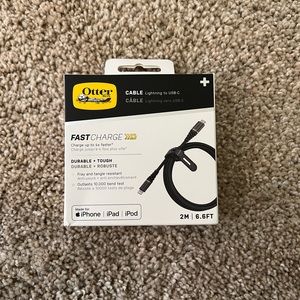 Otter Box Lightning to USB-C Cable